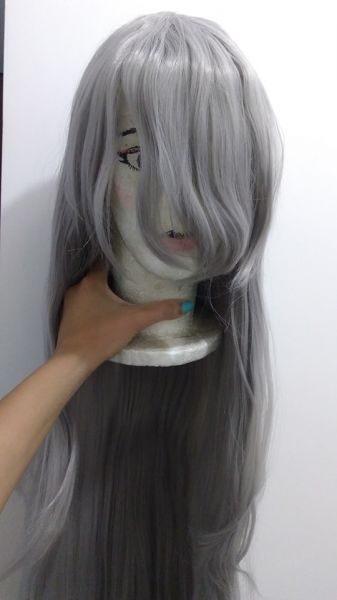 Peruca cinza 100cm lisa
