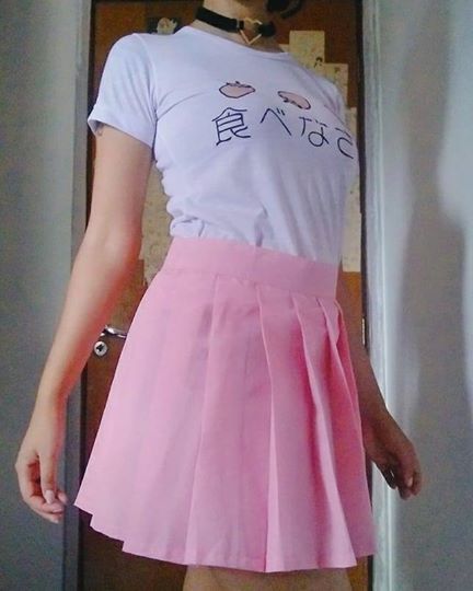 Saia colegial preta ou rosa