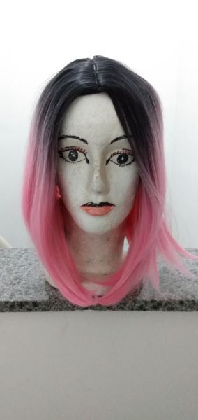 Peruca ombré rosa chanel
